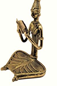 Lady Stting and Reading Showpiece