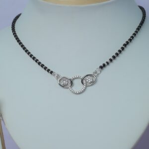 Tanmoniaa Pendant